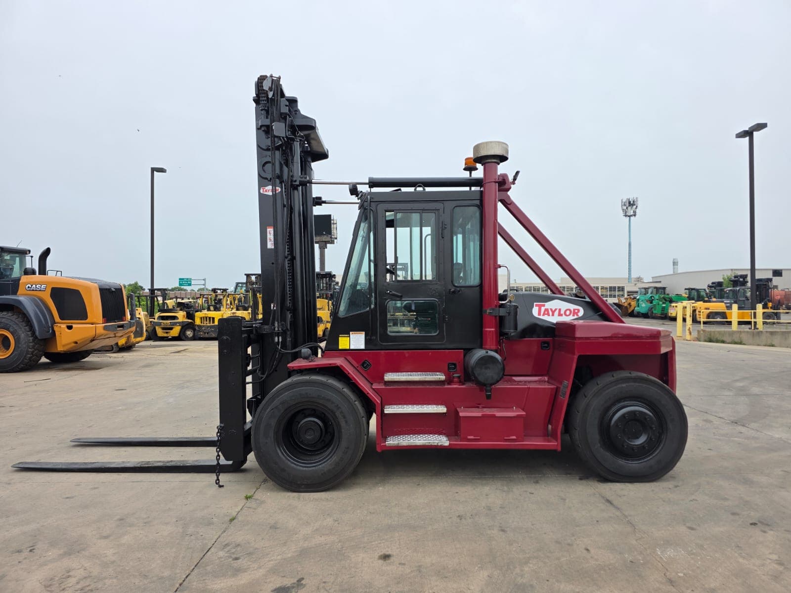 2007 Taylor TX300M 30,000 lb Diesel Pneumatic Tire Forklift