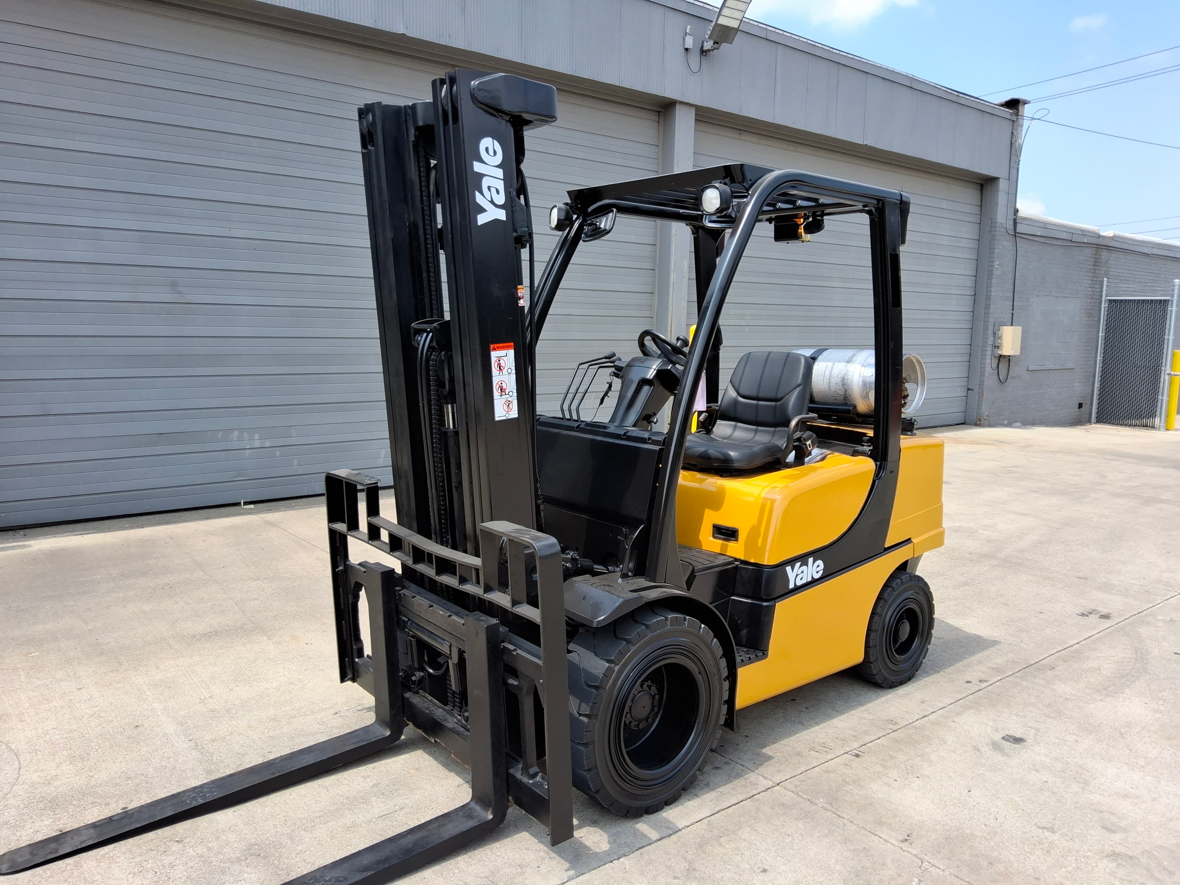 Yale Model GLC060VXN 5,000lb Capacity Cushion Tire LP Powered Forklift. Hours: 9,056.