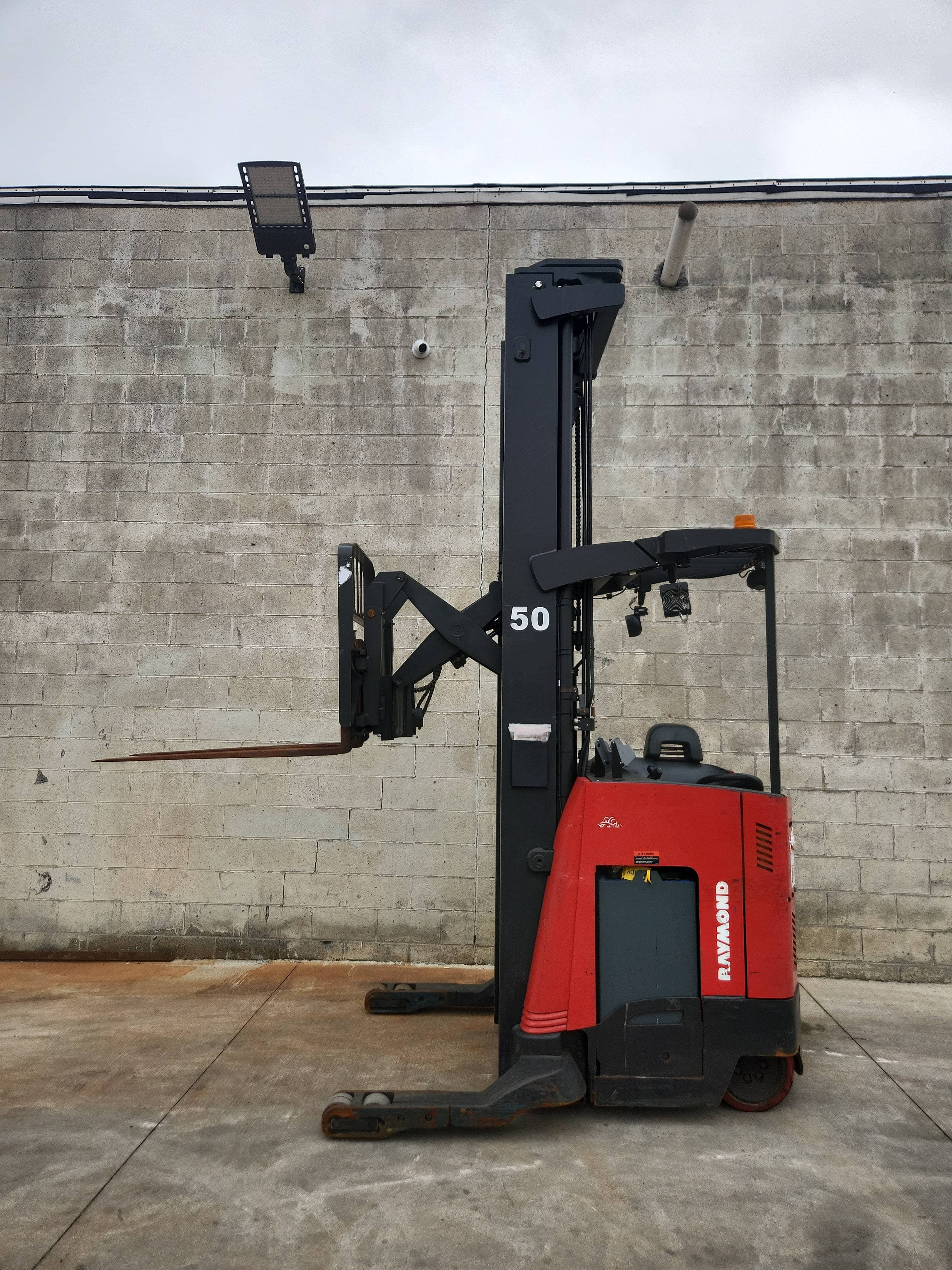 2016 Raymond Model: 750-R45TT 4,500lb Capacity Electric Forklift.