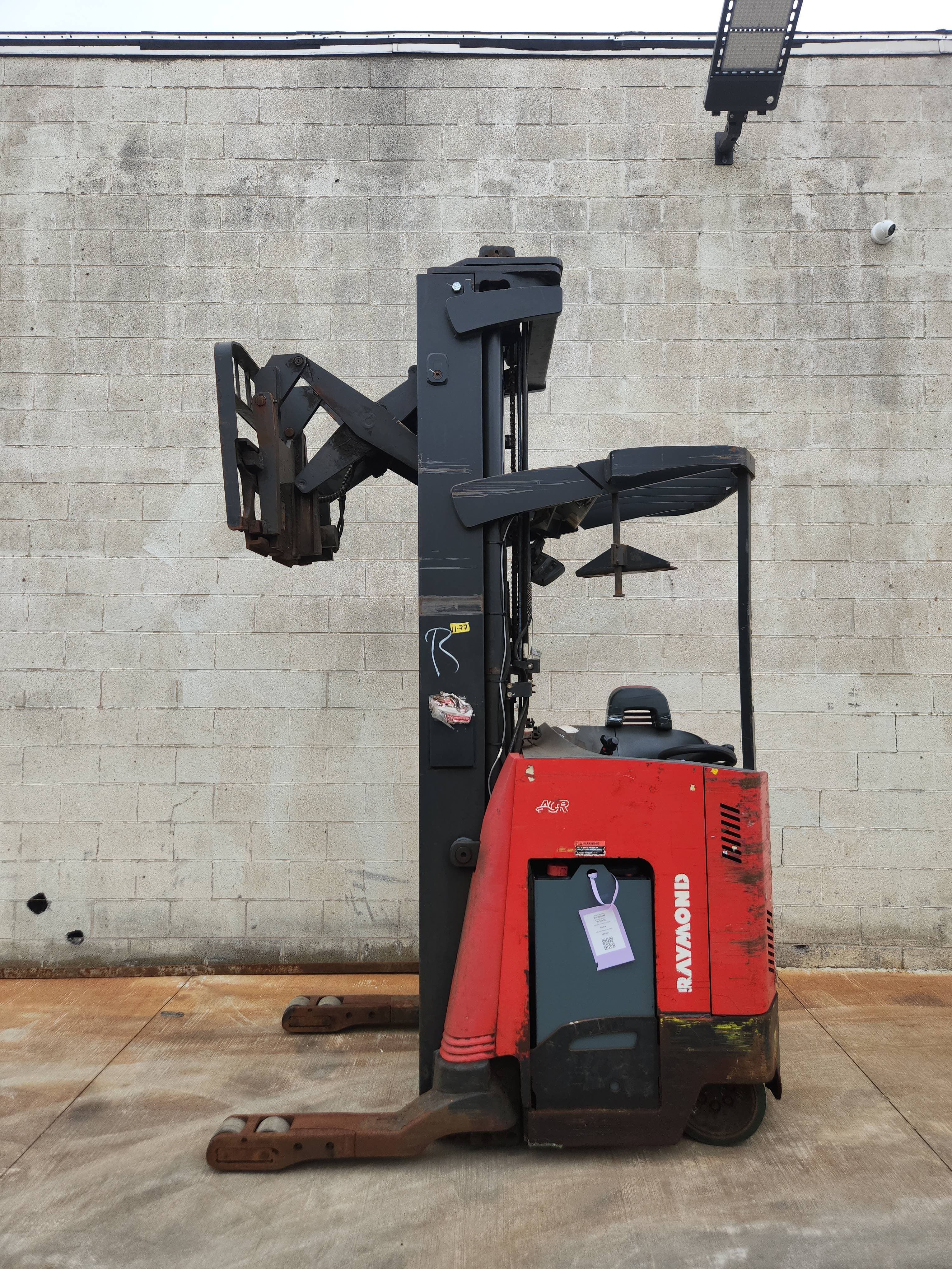 2018 Raymond Model: 750-R45TT 4,500lb Capacity Electric Forklift.