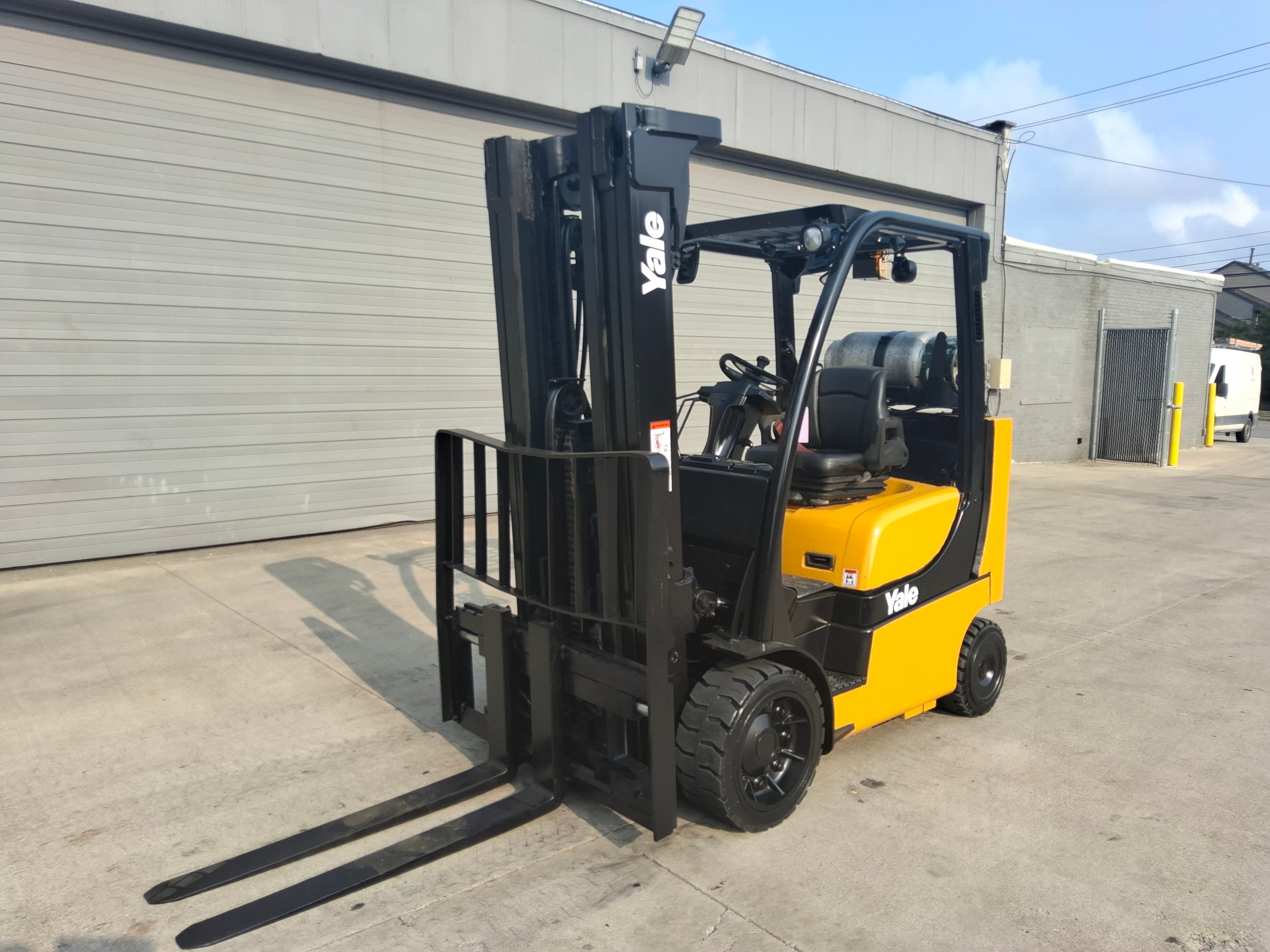 2019 Yale GLC080VXN 8,000 LB Capacity Cushion Tire LP Forklift, 5,343 Hours.