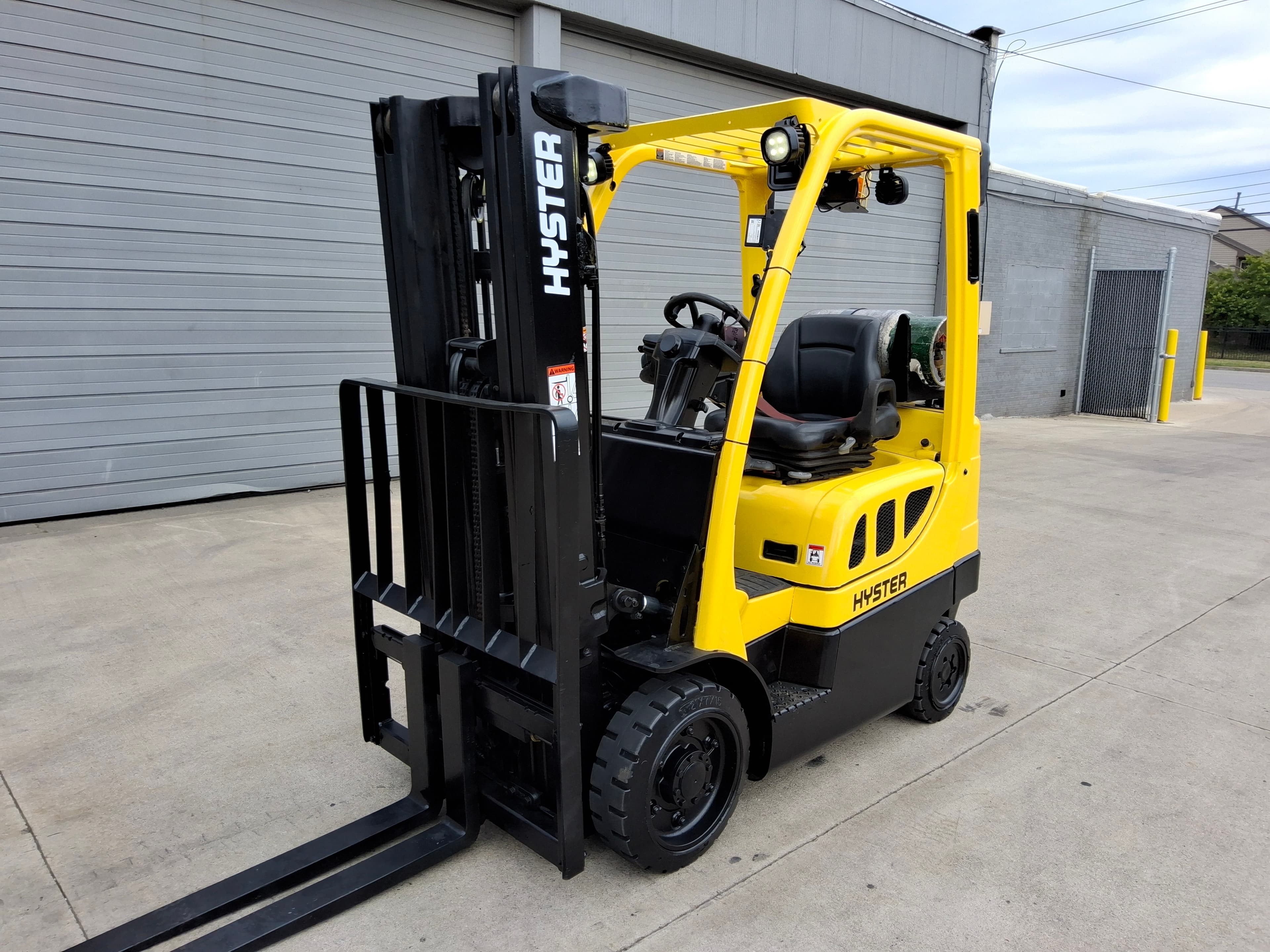 2017 Hyster S50FT 5,000LB Capacity. Cushion Tire LP Powered Forklift.