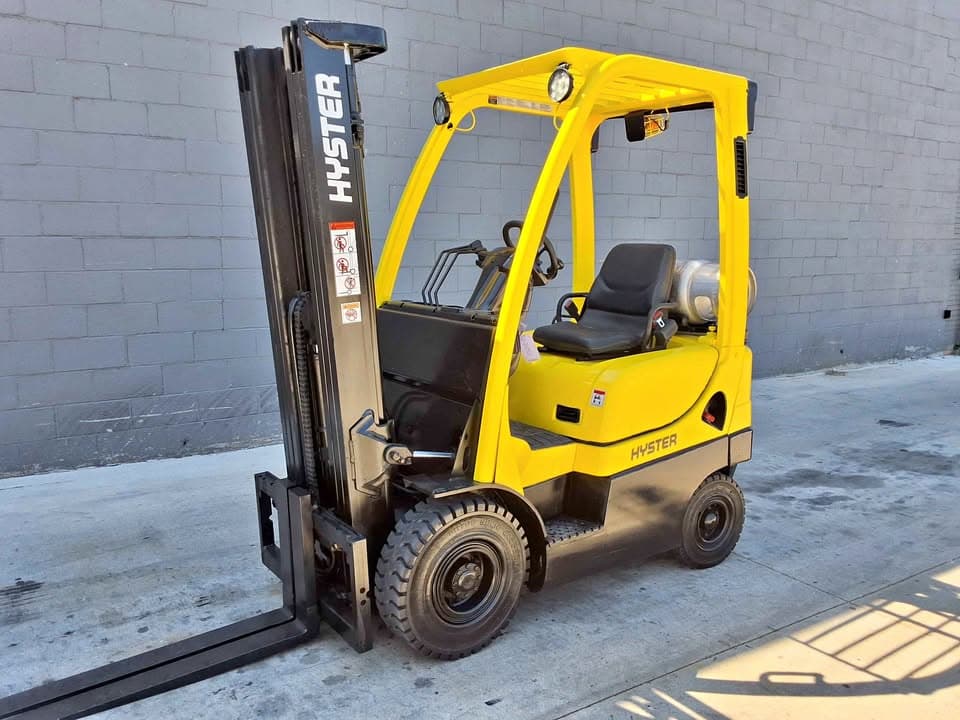 2019 Hyster Model: H30FT Pneumatic Tire and Dual Fuel (LP and Gasoline) 3,000lbs Capacity.