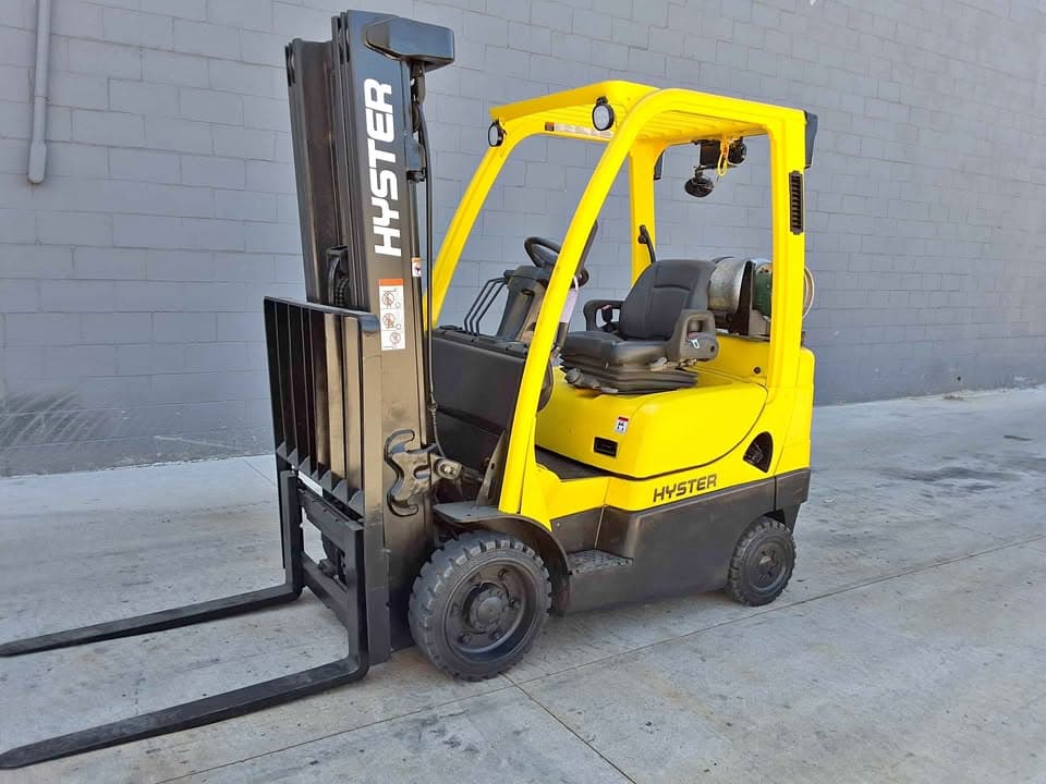 2020 Hyster S50FT Dual Fuel (LPG and Gasoline) 5,000lbs Capacity. 3 Stage Mast, Hours: 5,205