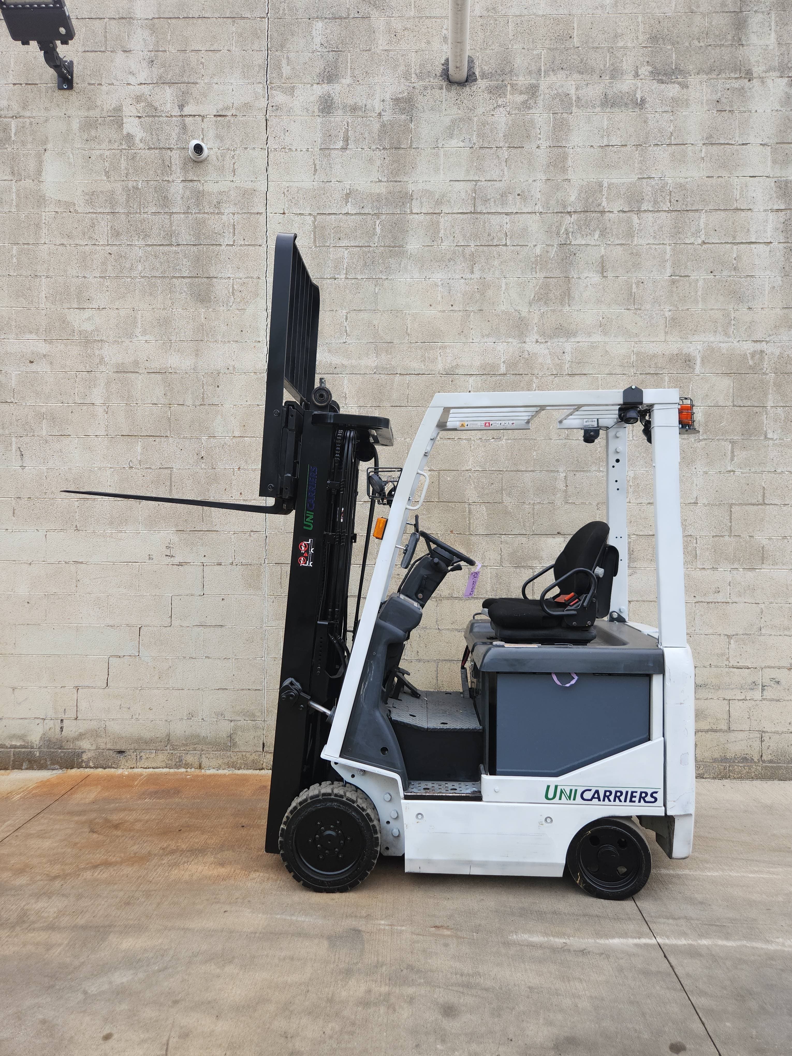 2017 UniCarriers Model: MCJ1B1L18E 3,500lb Sit Down Counterbalance Electric Forklift.