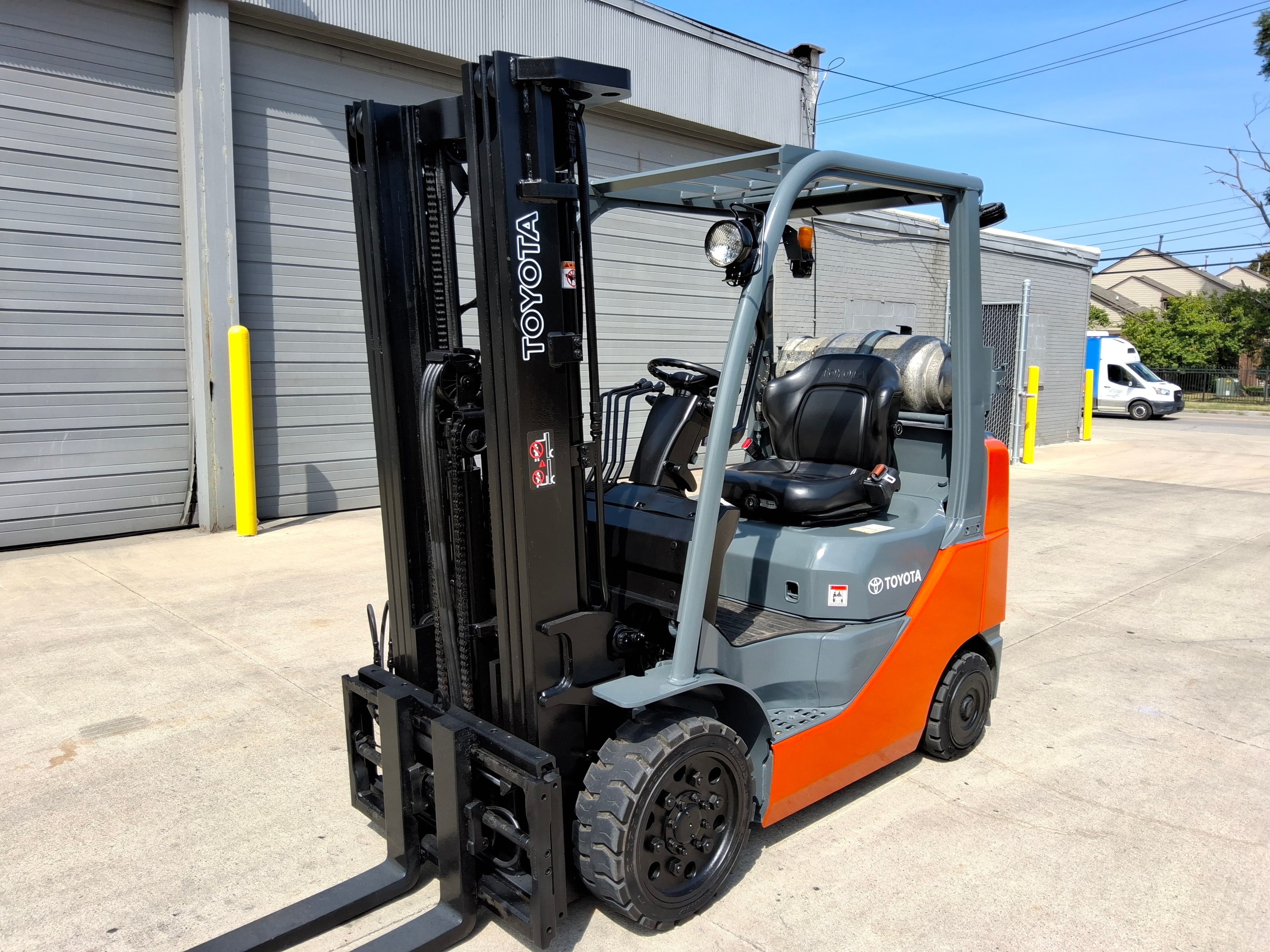 Toyota Model: 8FGCU25 5,000lb Capacity Cushion Tire LP Powered Forklift.