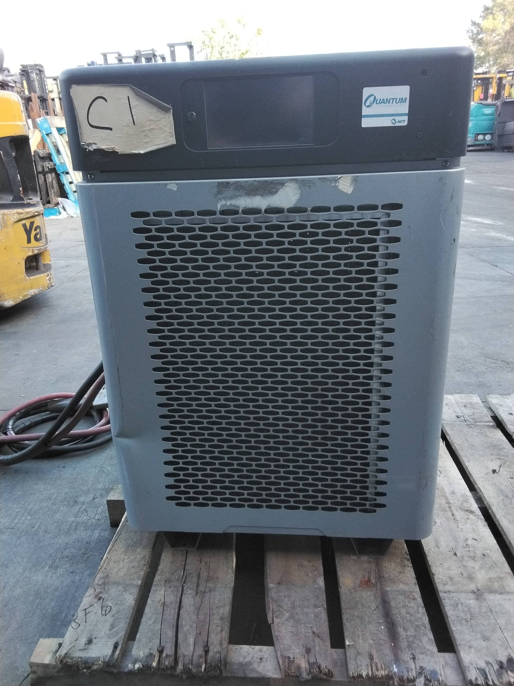 ACT Quantum Charger Model: Q12-24/36-450-600 24/36V Industrial Forklift Battery Charger