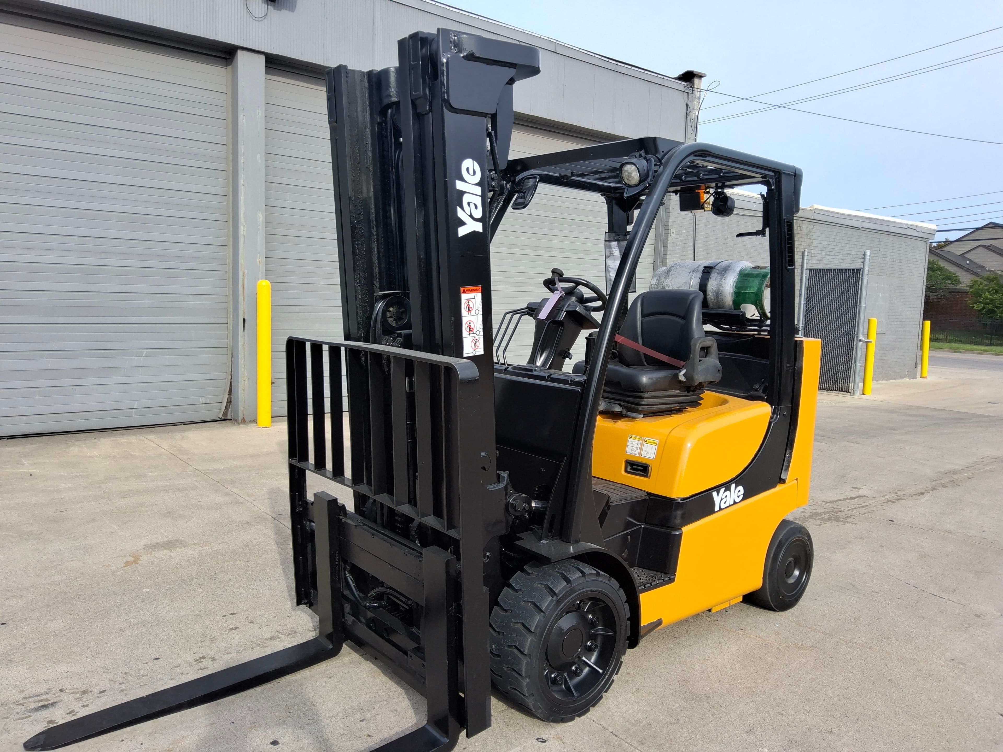 2019 Yale GLC080VXN 8,000 LB Capacity, LP Powered Forklift. Hours: 4,637