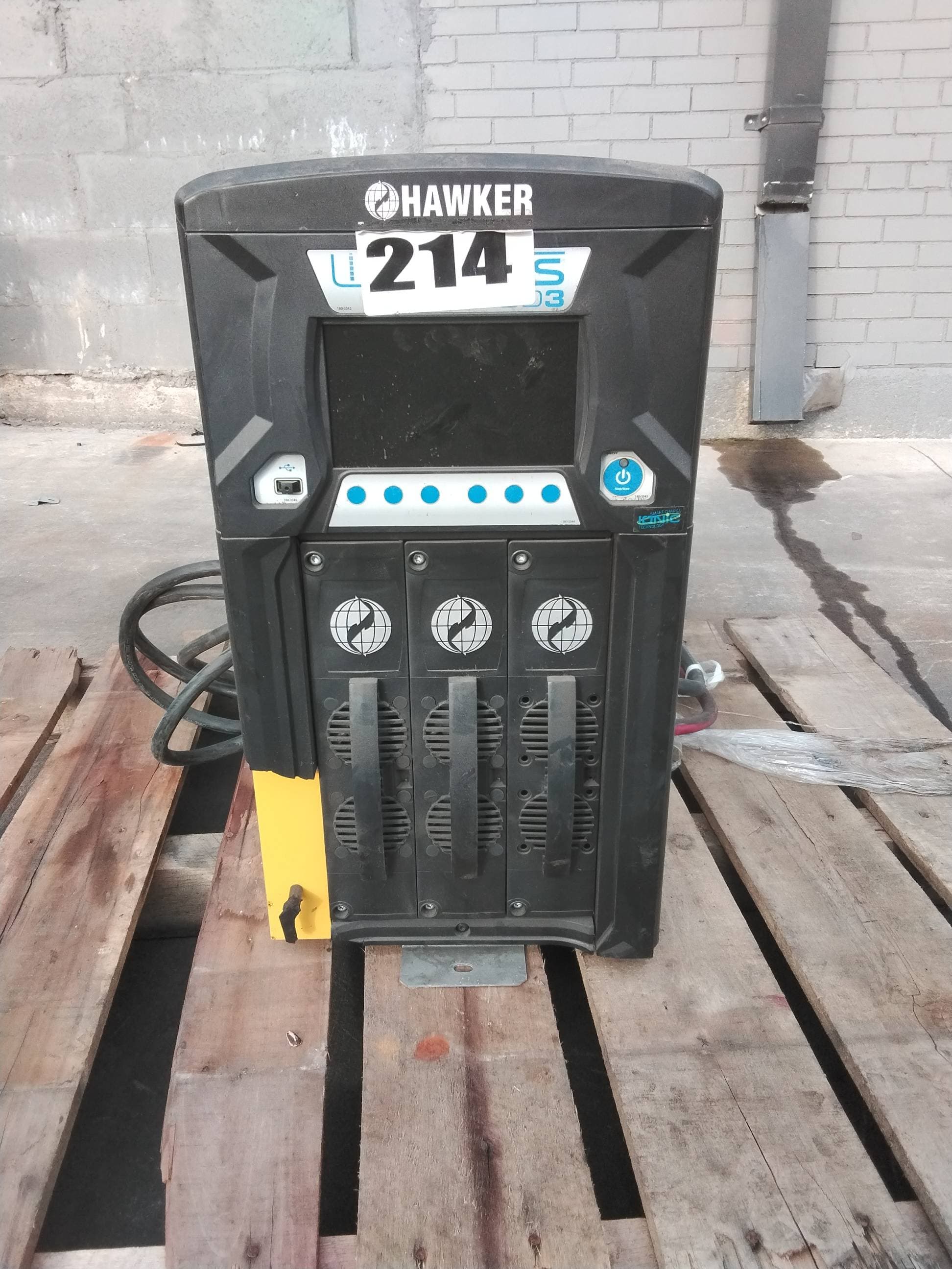 Hawker Model: LPM3-48C-180Y 24/36/48V Industrial Forklift Battery Charger