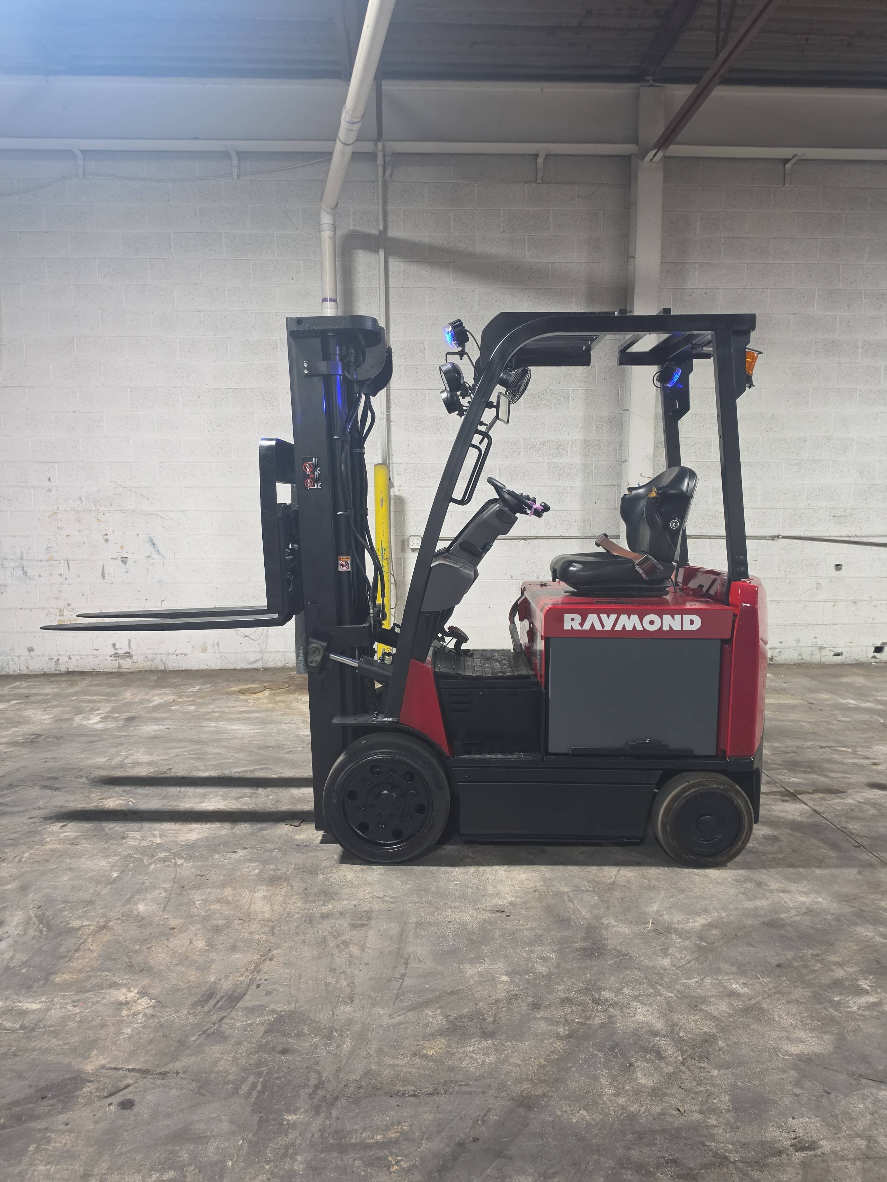 2019 Raymond Model: 4750C50S 5,000LB Capacity. Sit Down Counterbalance Forklift.
