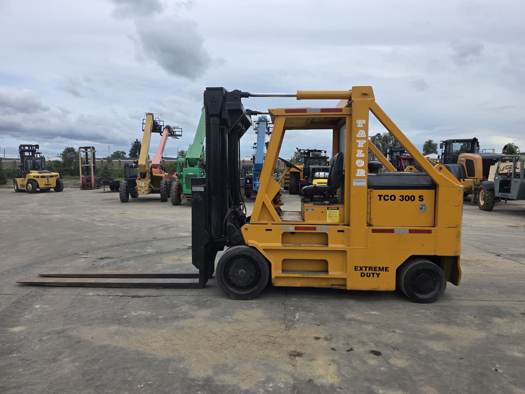 Taylor TCO-300S 30,000LB Capacity Diesel Powered Cushion Tire Forklift