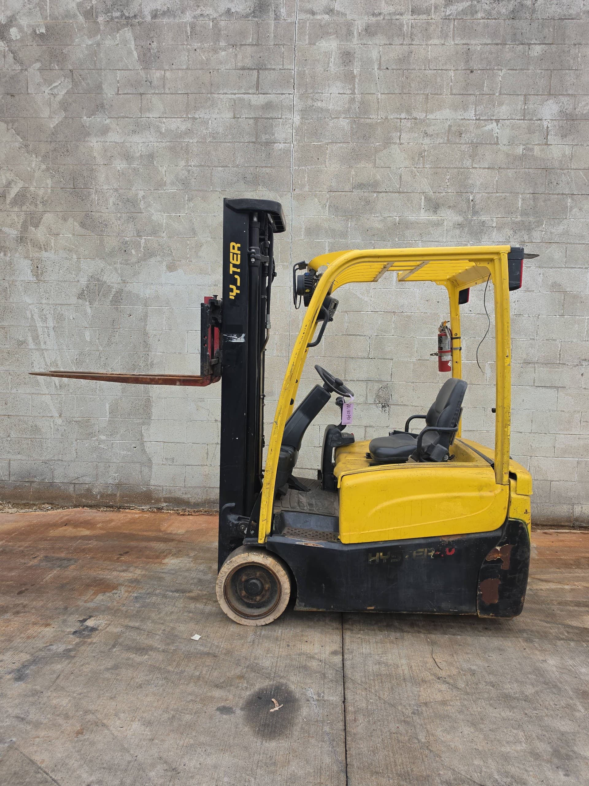 Hyster Model: J40XNT 4,000lb Capacity Electric Forklift, Pneumatic Tires