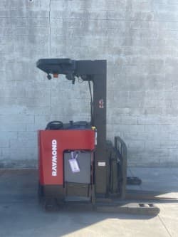 2015 Raymond EZ-R30TT 3,000 lb Electric Forklift