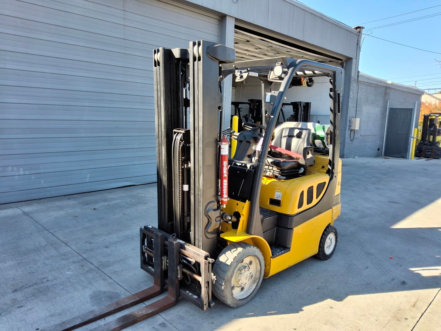 2018 Yale GLC050VXNESE085 5,000 lb LP Gas Forklift – Cushion Tires