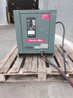 Ametek Prestolite Power Battery-Mate Model: 880H3-24C Industrial Forklift Battery Charger.