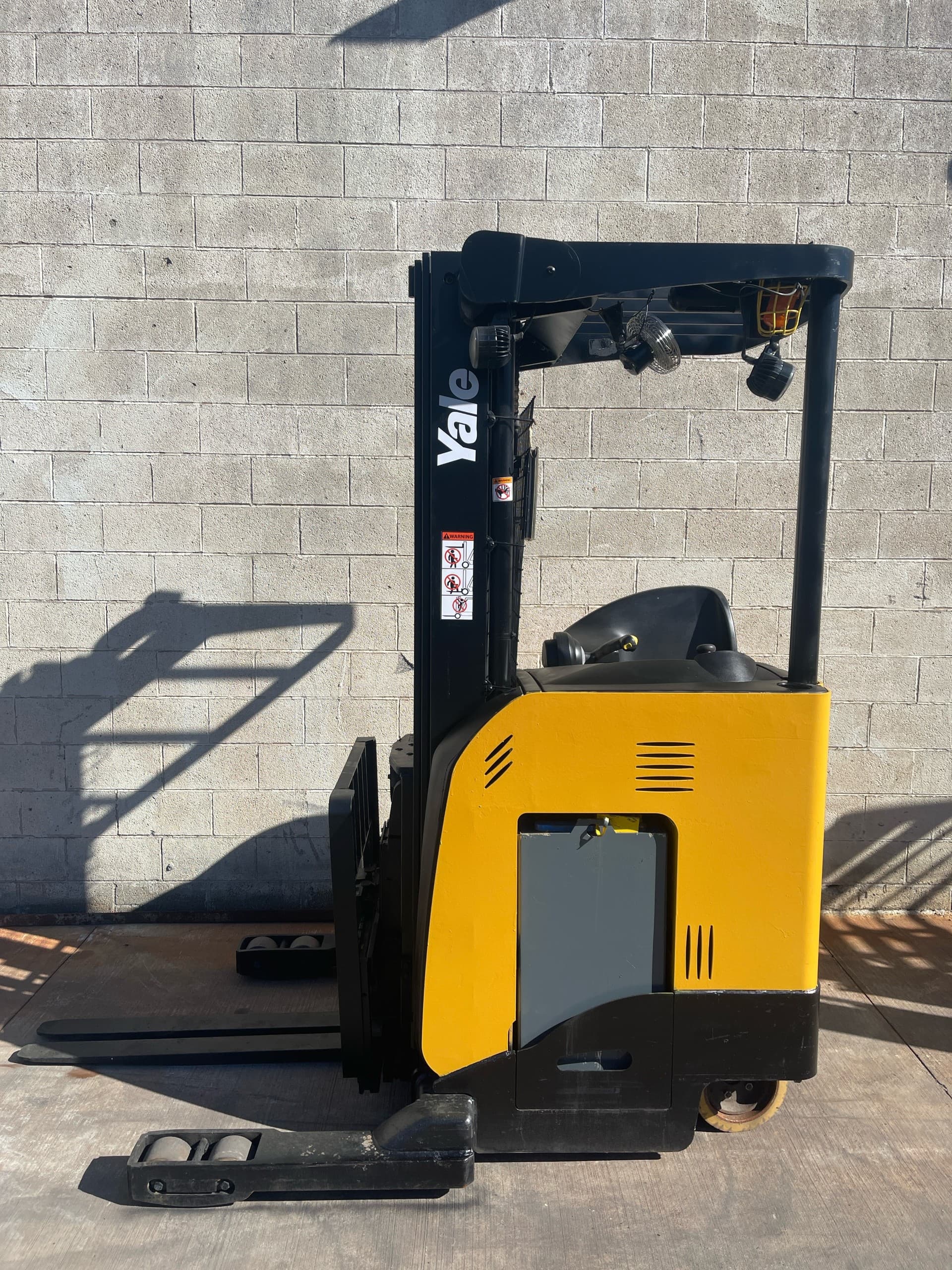 Yale NR035DBN 3,500 lb Electric Stand-Up Narrow-Aisle Reach Truck Forklift