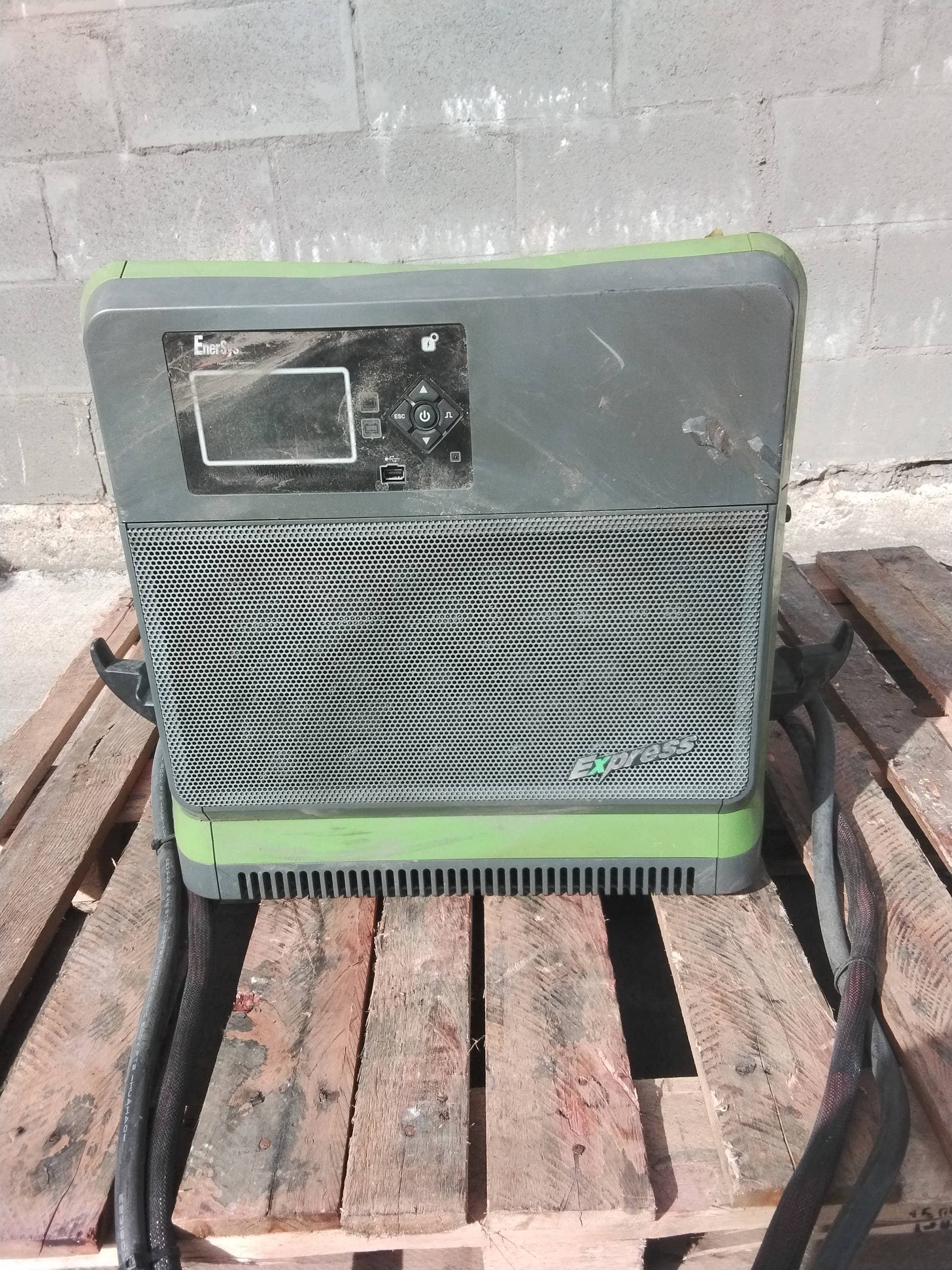 EnerSys Model: EXE3-LP-4YDC 24/36/48V Industrial Forklift Battery Charger